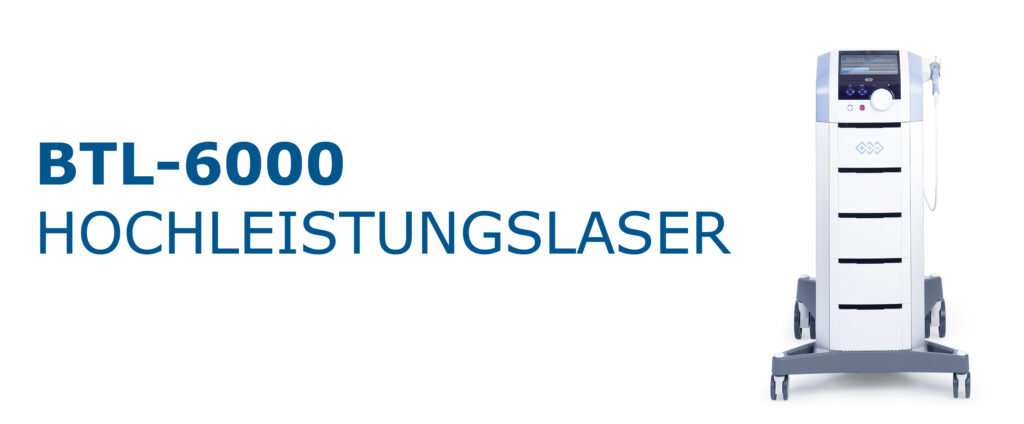 BTL-6000 Hochleistungslaser 30 W auf Gerätewagen K2med Der BTL-6000 Hochleistungslaser 30 W auf einem Gerätewagen mit CI-Schriftzug - K2med